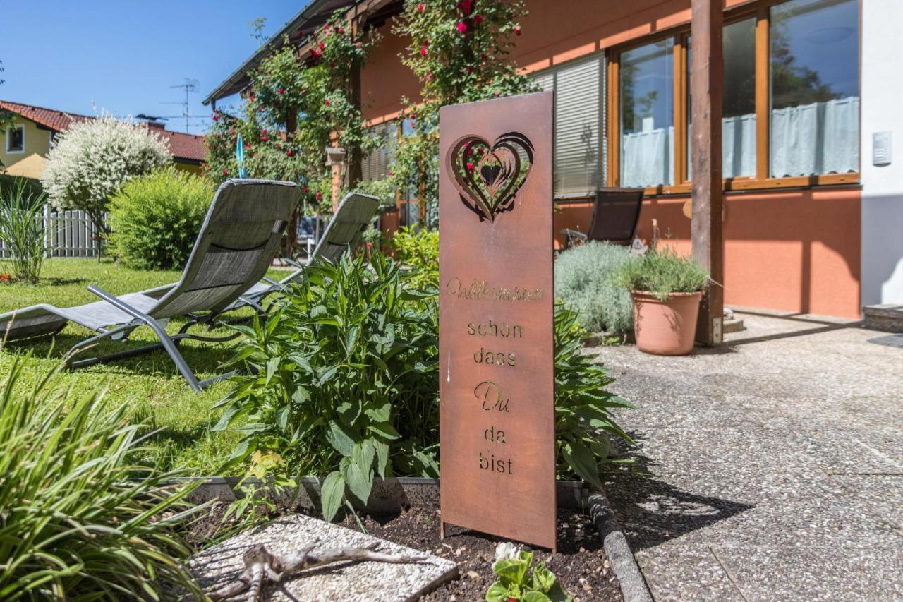 Fewo Im Gaestehaus Maximilian Eggelsberg Esterno foto
